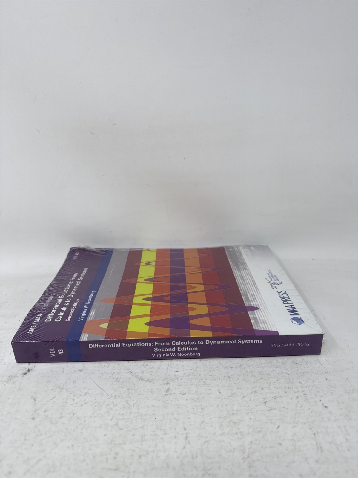 Differential Equations: from Calculus to Dynamical Systems. Second Ed. Vol 43