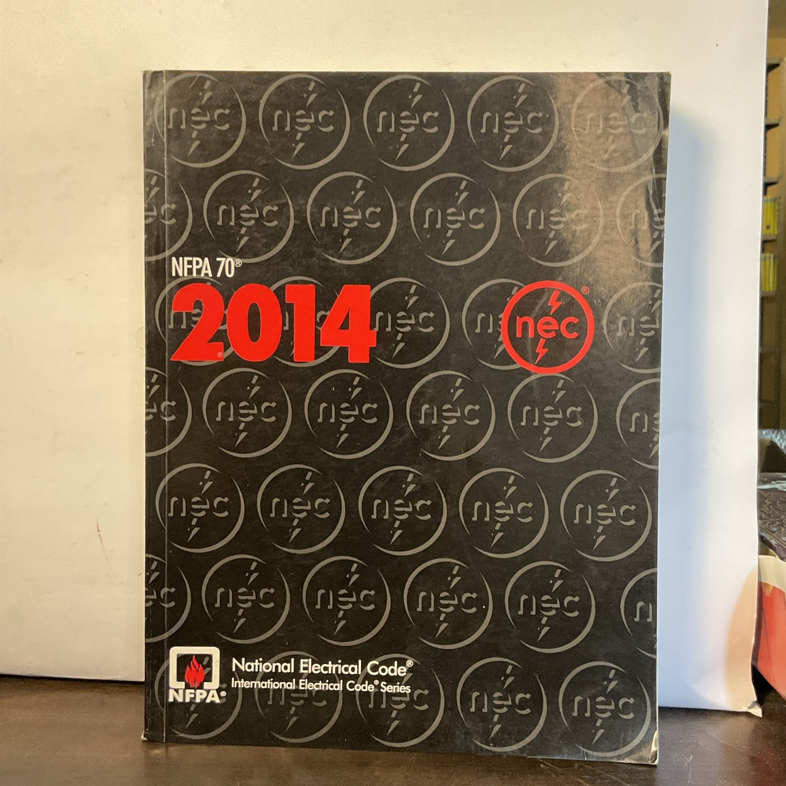 NFPA 70 National Electrical Code (NEC) 2014 Edition – Softcover – NFPA Code Boo